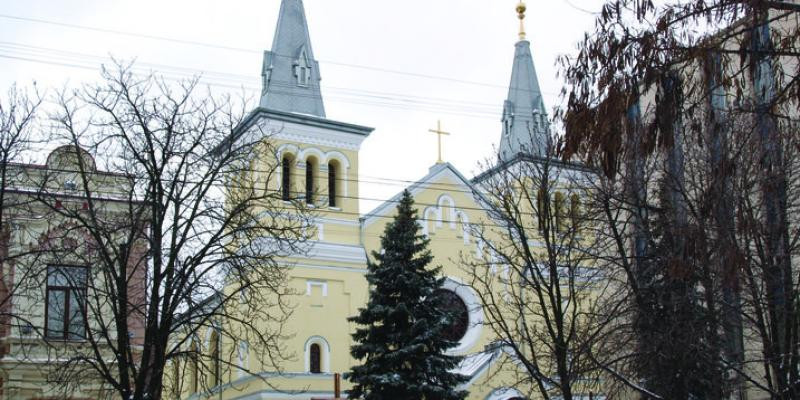 Костьол